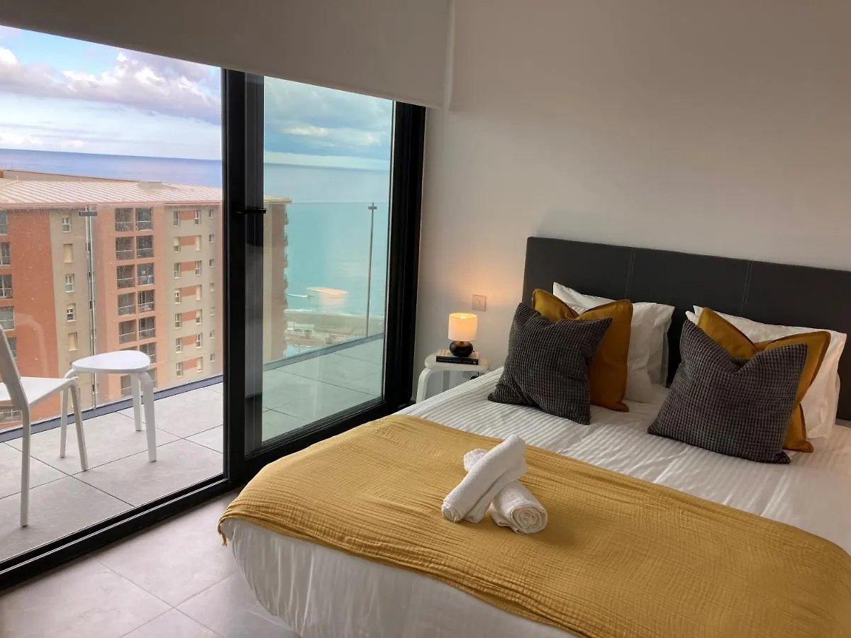 E1 Suites & Spa Aparthotel Style - Gym & Spa Gibraltar 4*,  Gibraltar